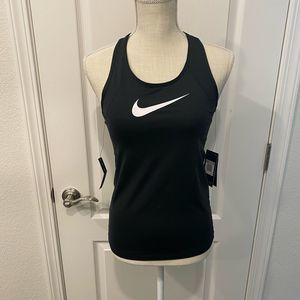 NWT Nike pro slim fit workout top size xs